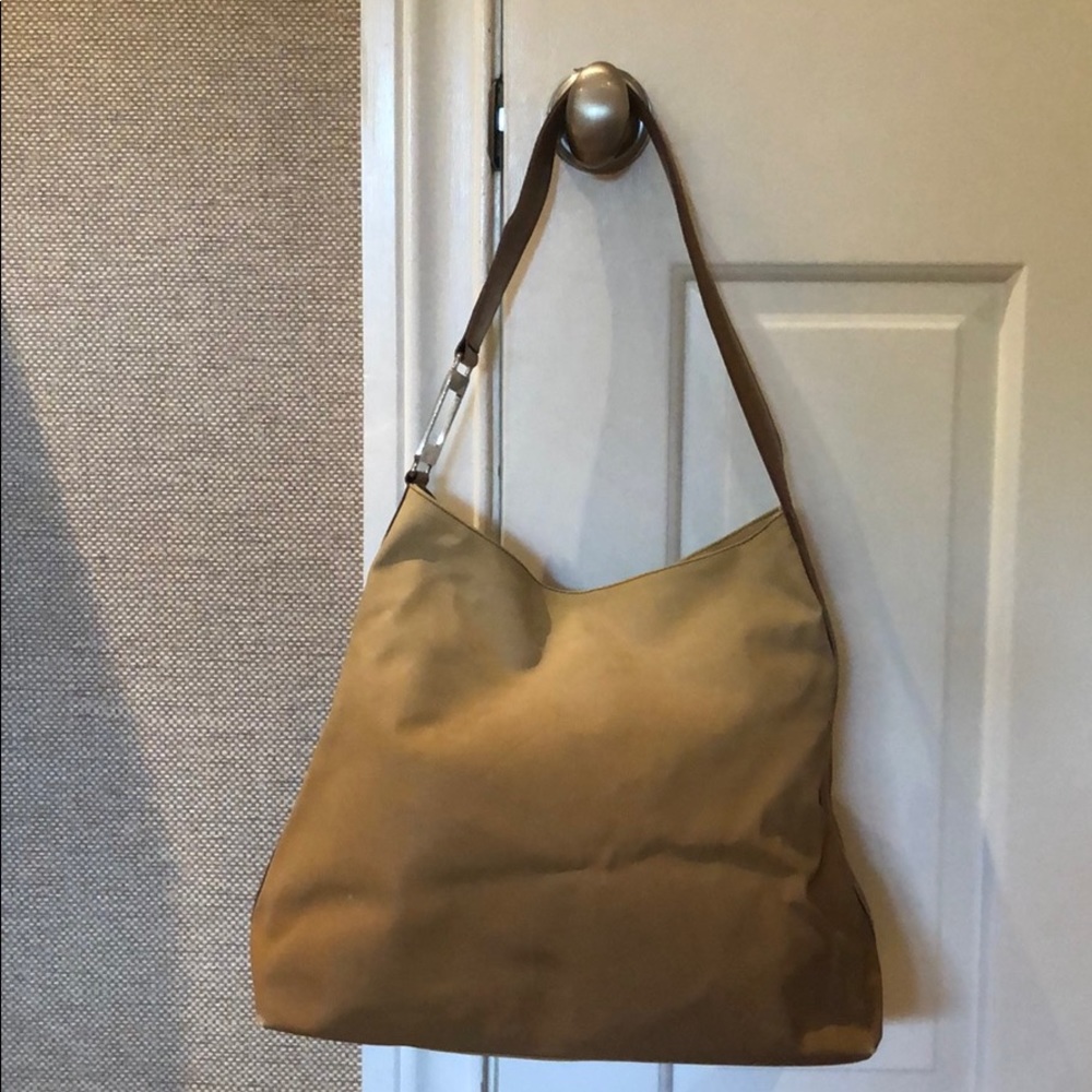 Tan ombré Nylon shoulder bag